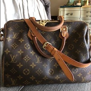 LOUIS VUITTON SPEEDY BANDOULIERE 30